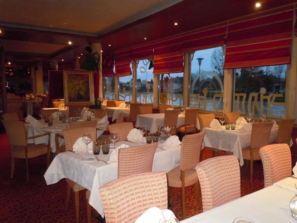Hotel Restaurant Le Bellevue Montrichard 3 Etoiles Exterior foto
