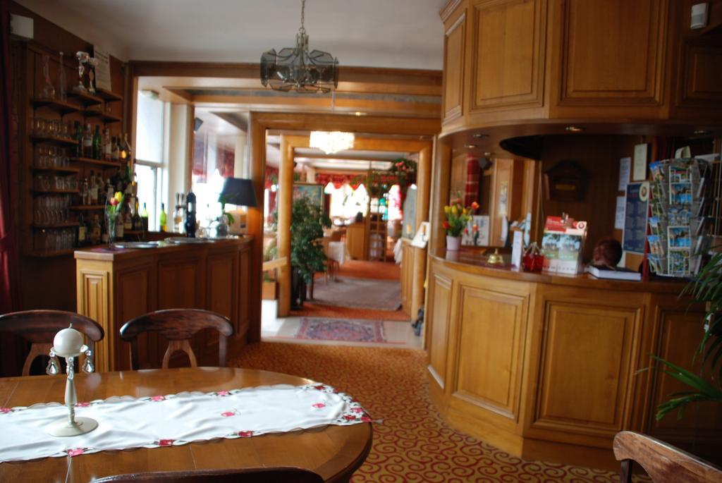 Hotel Restaurant Le Bellevue Montrichard 3 Etoiles Exterior foto